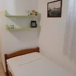 And With Parking Space Trpanj, Peljesac - 250 Πανσιόν 3*