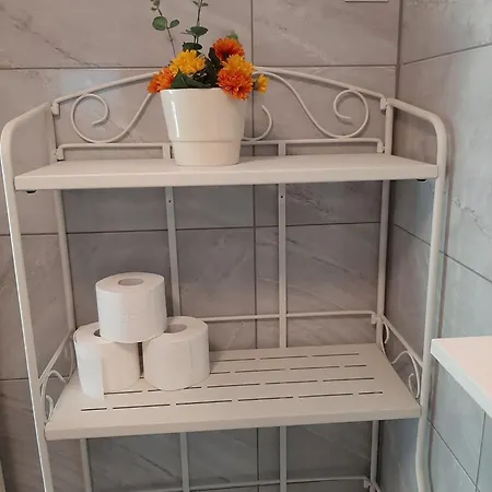 Gostinjska kuća And With Parking Space Trpanj, Peljesac - 250 Trpanj