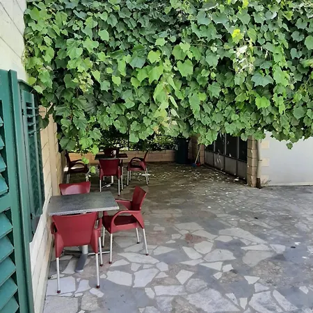 And With Parking Space Trpanj, Peljesac - 250 3*
